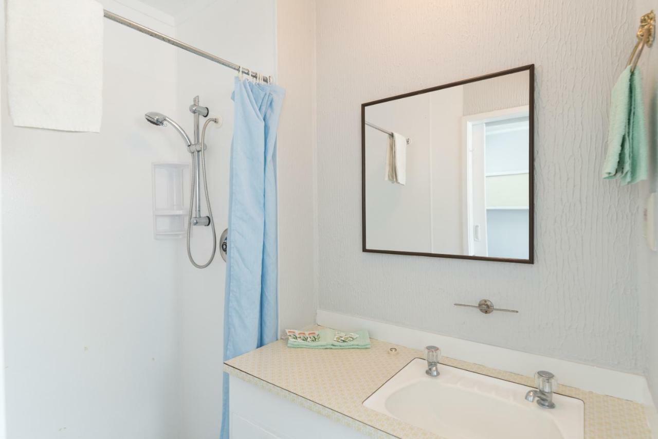 شاطئ كوبرز San Marino Motor Lodge Absolute Beachfront المظهر الخارجي الصورة
